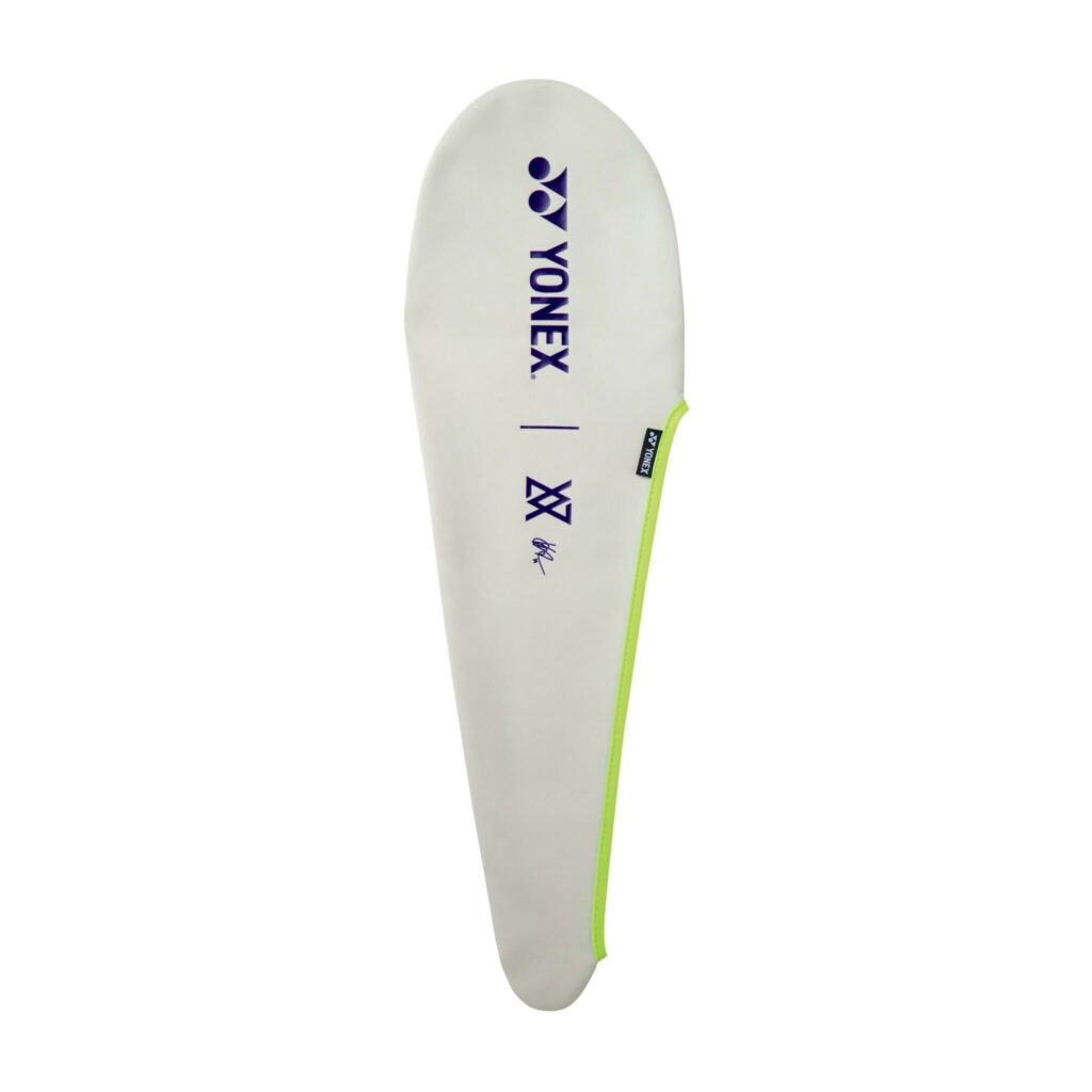 Raketka badminton yonex astrox100zz va